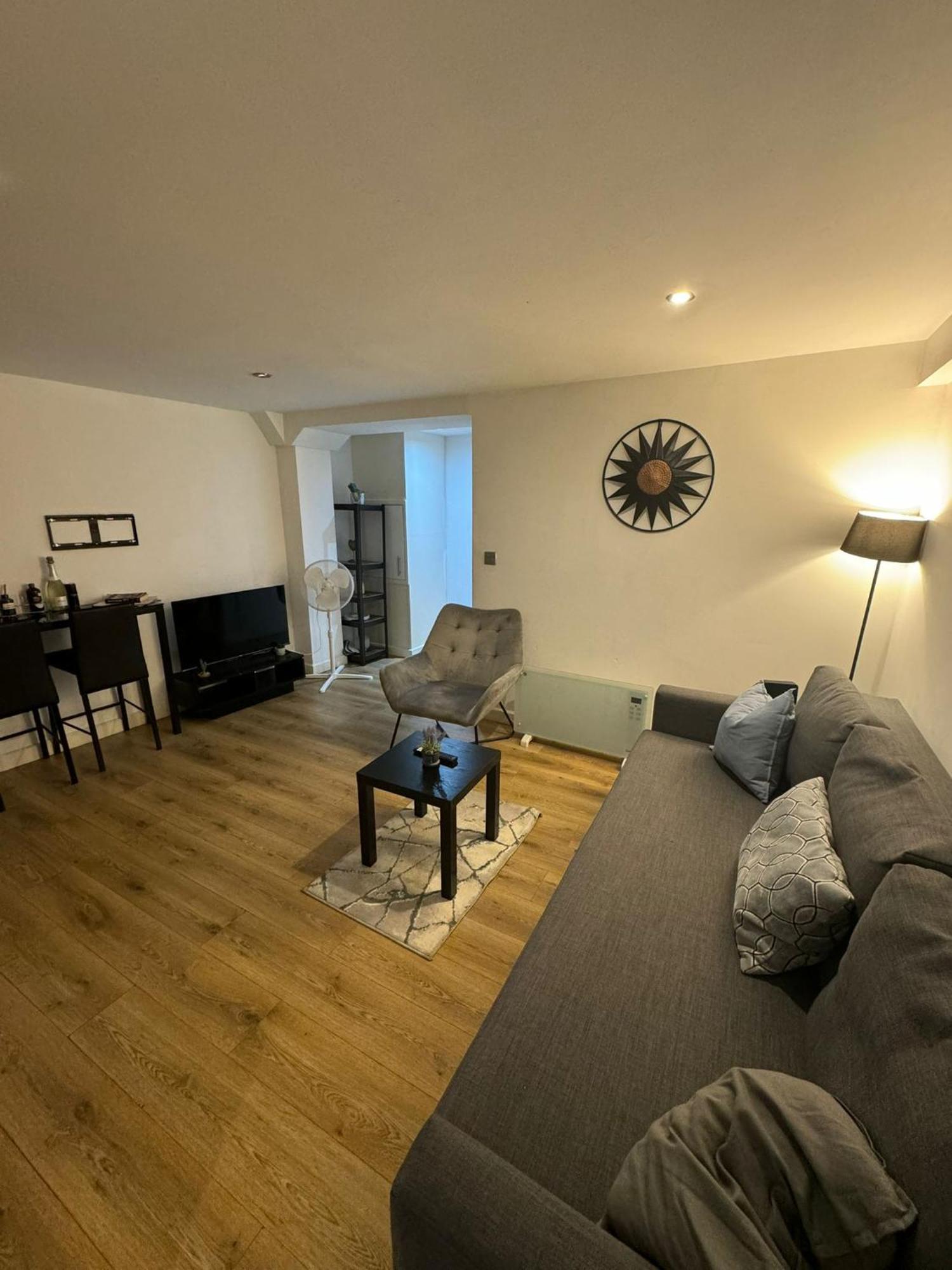 Cozy Two Bedroom Apartment Sleeps 6 Near Camden Market Hw10 Londres Exterior foto